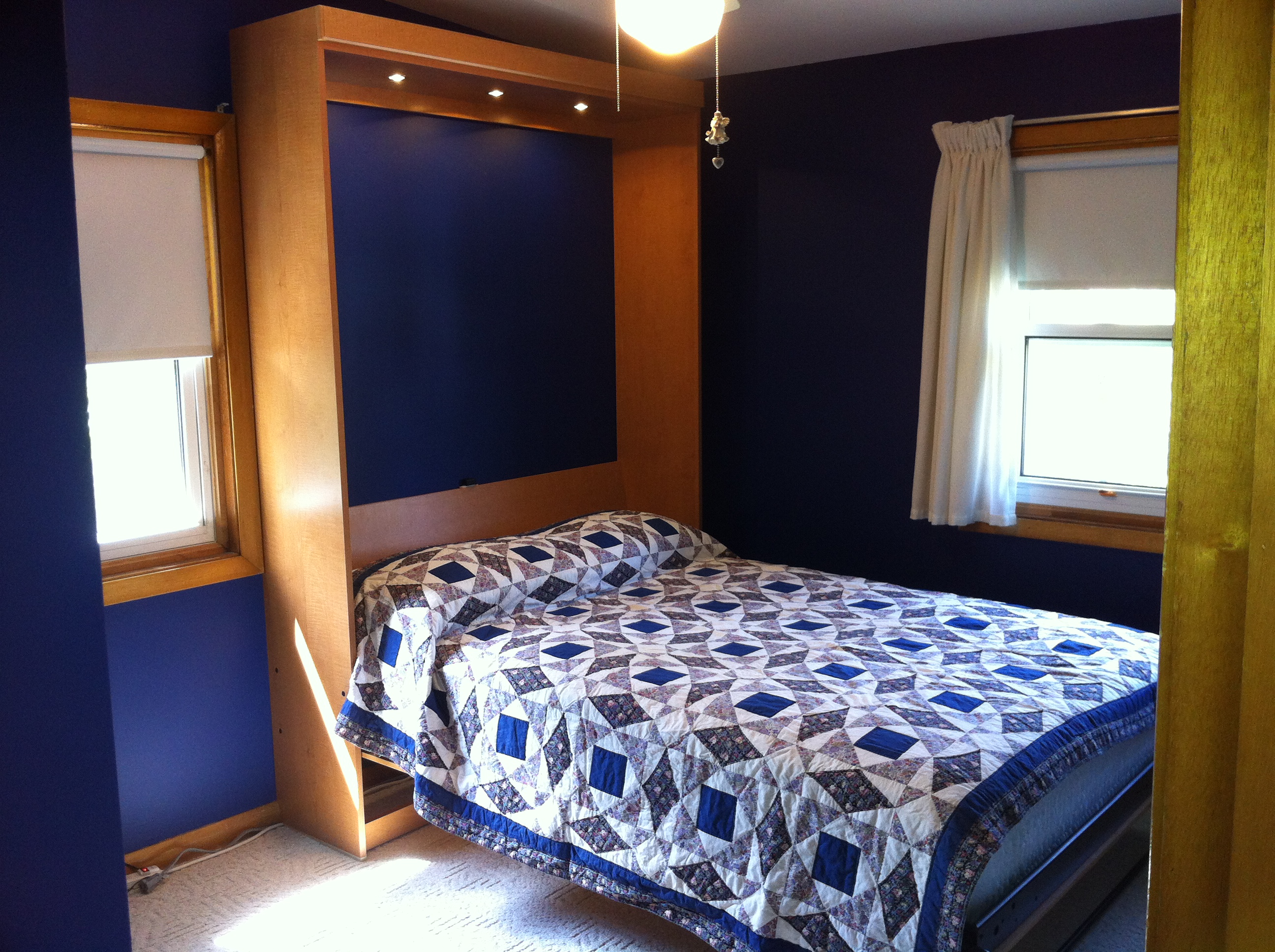 Raised 8 Panel Wall Bed by Sarnia Murphy Beds (Click for larger image) wall beds london ontario